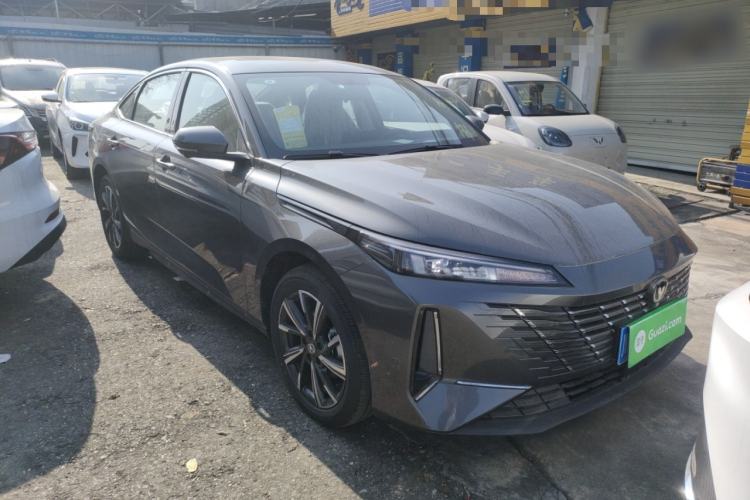 Used Changan Eado 2025 Blue Whale 1.5T 500Bar Prestige Model
