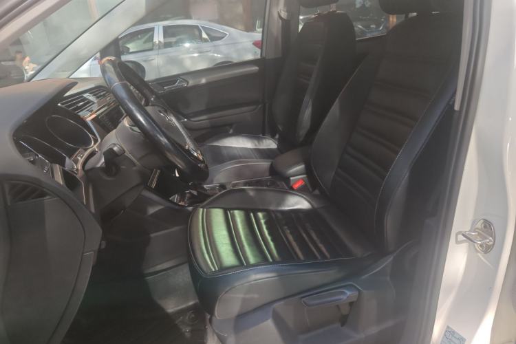 Used Volkswagen Touran 2018 Volkswagen Touran L 280TSI DSG Boundary Edition 7 Seats China VI Standard
