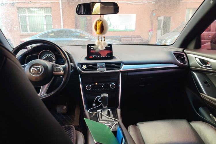 Used Mazda CX-4 2016 2.0L Automatic 2WD Blue Sky Luxury Edition
