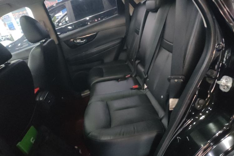 Used Nissan X-Trail 2019 2.0L CVT 7-Seater Comfort Version 2WD