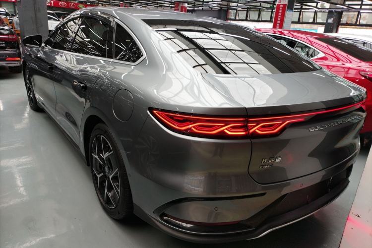 Used BYD Han 2022 DM-i 242km Flagship Model
