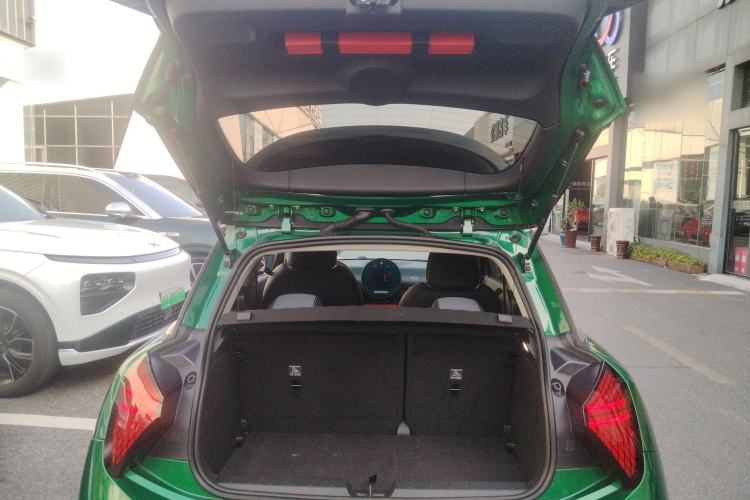 Used  Electric MINI COOPER 2024 456km COOPER E Classic Edition
