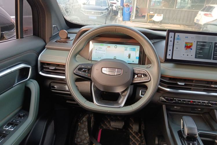 Used Geely Auto Haoyue L 2023 2.0T DCT Prestige Edition