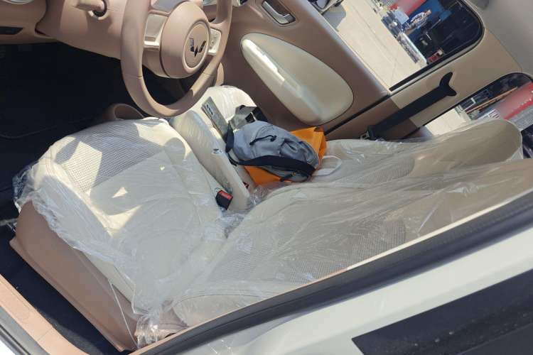 Used Wuling Hongguang MINIEV 2025 Four-Door Version Advanced Edition