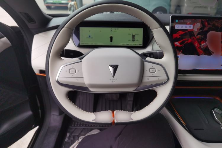 Used  SL03 2023 135Plus Range-Extended Version
