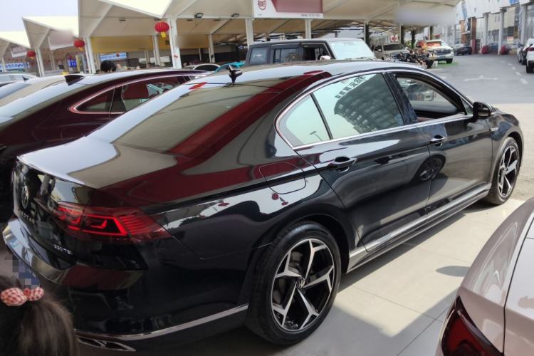 Used Volkswagen Magotan 2023 2 Million Units Commemorative Edition 330TSI DSG Luxury Version