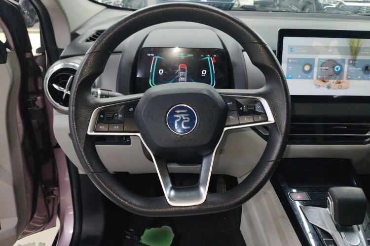 Used BYD Yuan Pro 2023 401KM Luxury Version
