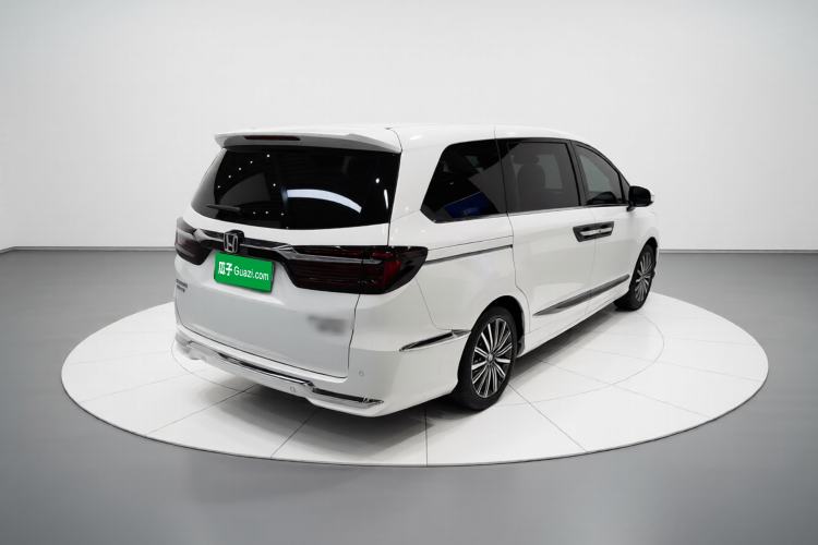 Used Honda Elysion 2022 2.0L eHEV Luxury First Edition
