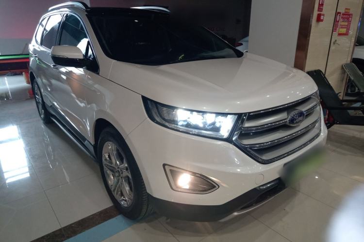 Used Ford Edge 2016 EcoBoost 245 Two-Wheel-Drive Titanium 7-Seater
