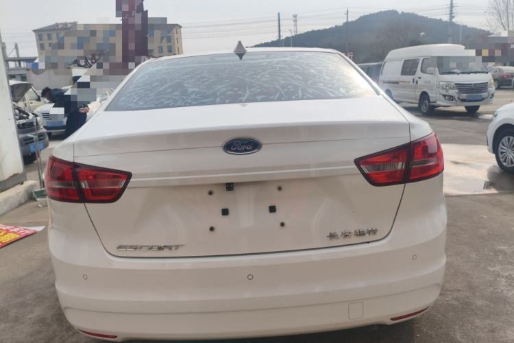 Used Ford Escort 2015 1.5L Manual Comfort Model