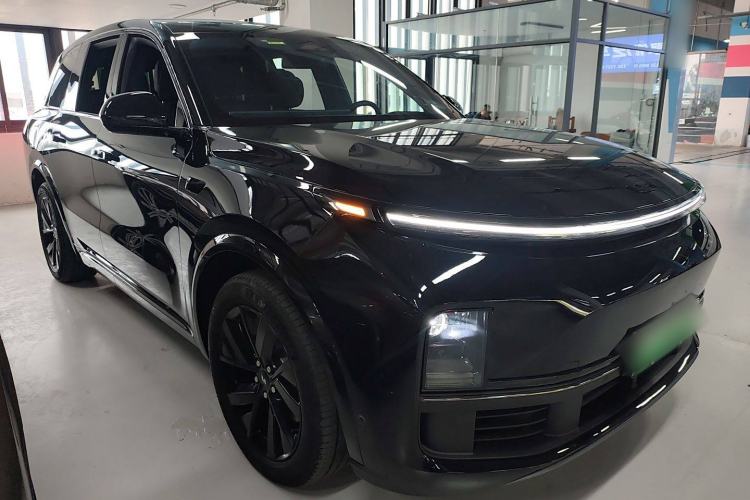 Used Li Auto L8 2023 Pro Model
