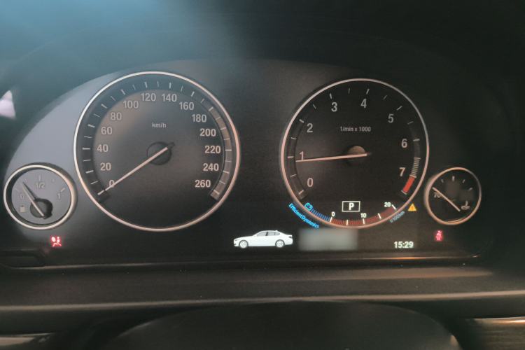 Used BMW 5 Series 2014 525Li Luxury Design Package
