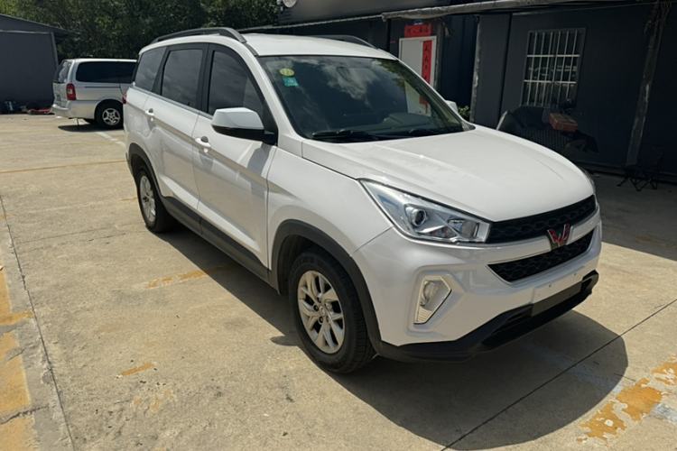 Used Wuling Hongguang S3 2019 1.5L Manual Comfort Model China VI Standard
