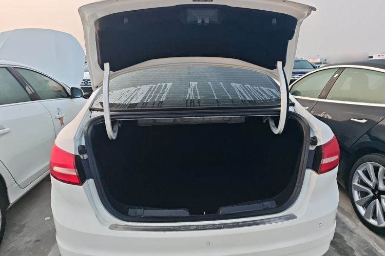 Used Ford Escort 2017 Happiness Edition 1.5L Automatic Fashion Version
