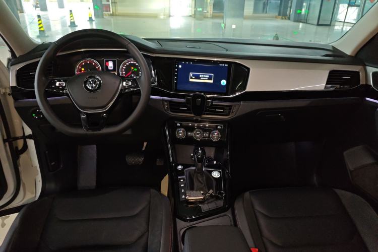 Used Volkswagen Tayron 2019 330TSI Two-Wheel Drive Luxury Model China VI Standard