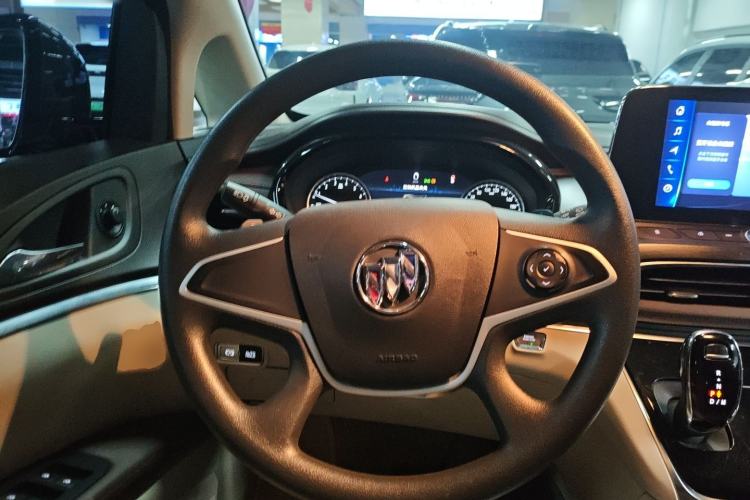 Used Buick GL8 2023 Land Executive Class Comfort Model
