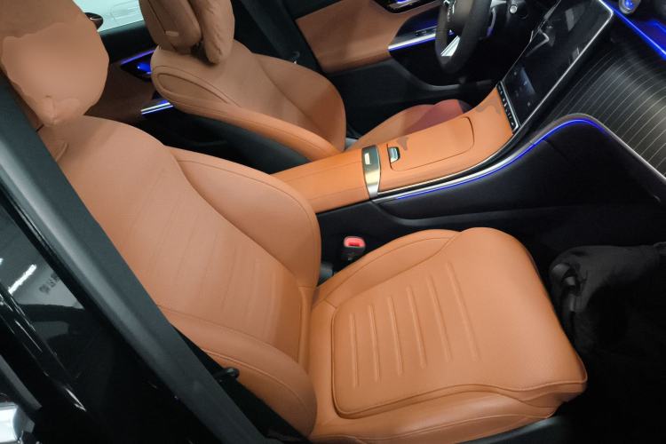 Used Mercedes-Benz GLC 2024 GLC 260 L 4MATIC Luxury Model 5 Seats