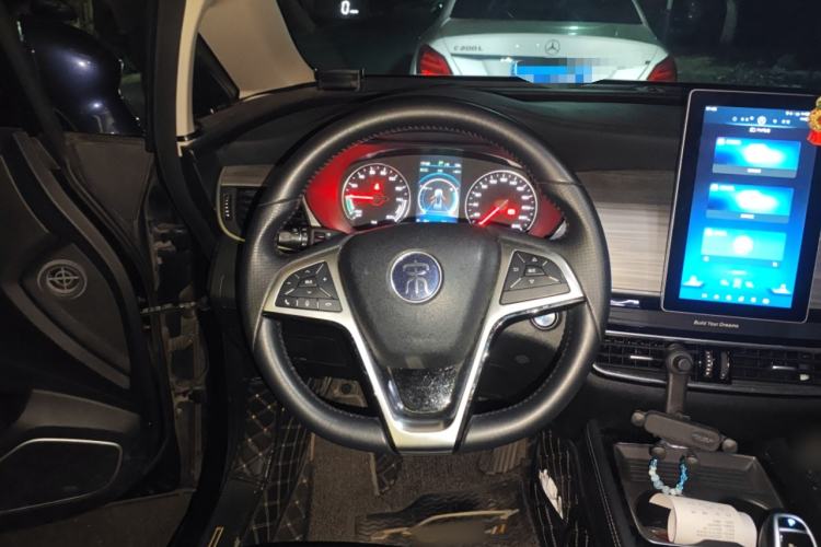 Used BYD Song MAX New Energy 2019 DM 1.5T Smart Connect Advanced 7-Seater China VI Standard
