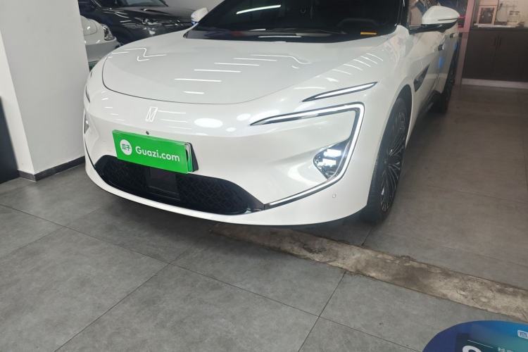 Used  12 2025 Ultra Extended-Range Edition
