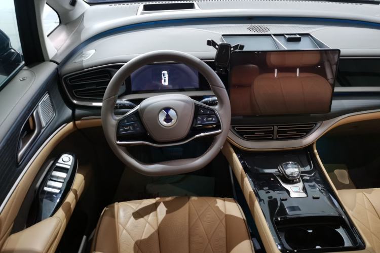 Used Denza D9 2022 DM-i 970 Four-Wheel Drive Flagship Model