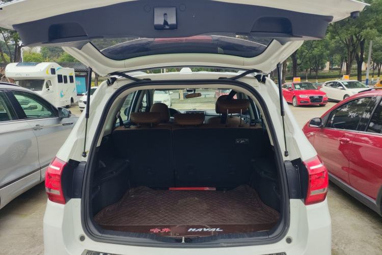 Used Haval H6 2015 Sport Edition 1.5T Automatic Two-Wheel Drive Luxury Model
