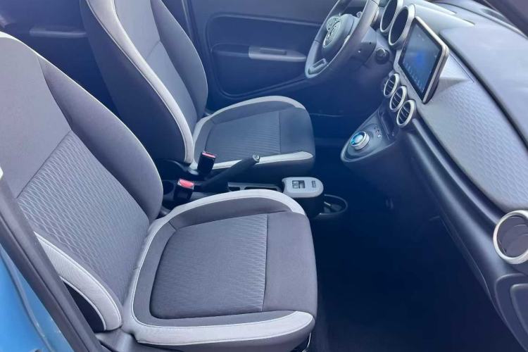 Used ORA Black Cat 2021 301 km Basic Version
