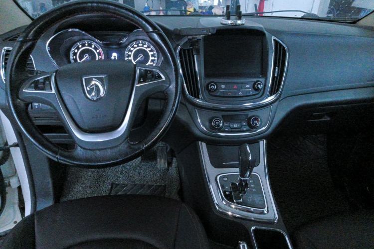 Used Baojun 560 2016 1.8L iAMT Luxury Model