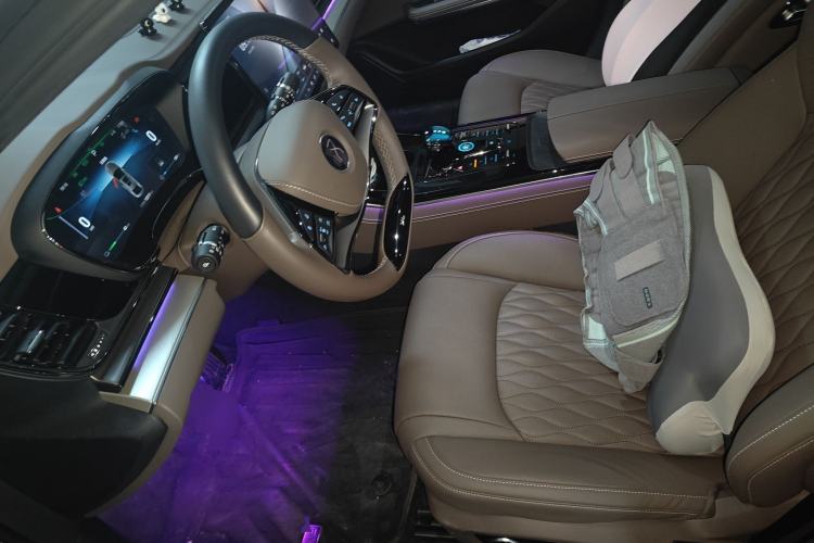 Used BYD Han 2024 DM-i Glory Edition 121KM Prestige Model
