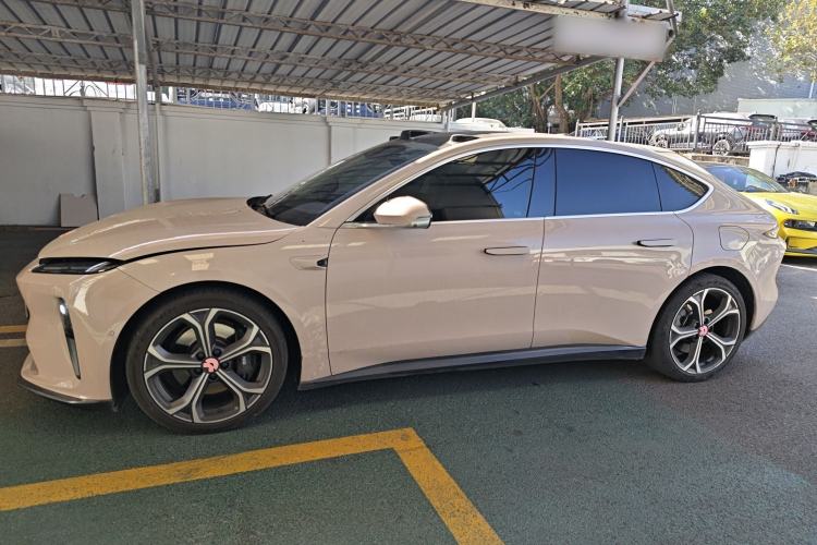 Used Nio ET5 2022 75 kWh
