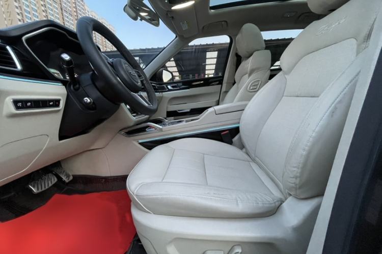 Used Zotye T700 2017 1.8T Dual-Clutch Luxury Model
