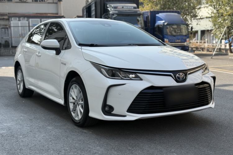Used Toyota Corolla 2021 Dual-Motor 1.8L E-CVT Elite Edition
