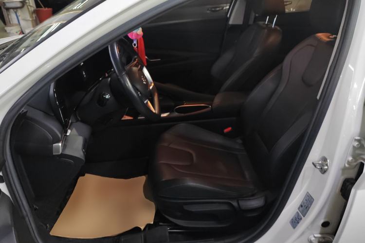 Used Hyundai Elantra 2021 1.5L CVT GLX Elite Edition
