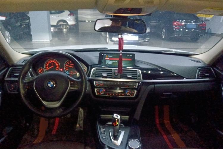 Used BMW 3 Series 2019 320Li Fashion Model
