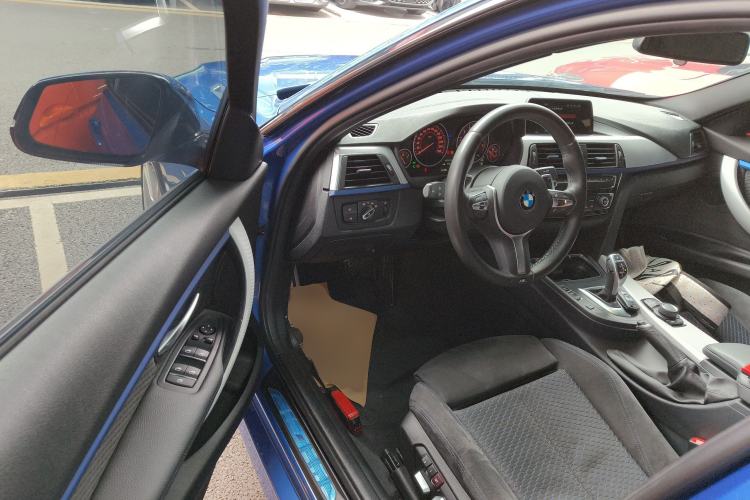 Used BMW 3 Series 2018 320i M Sport Package
