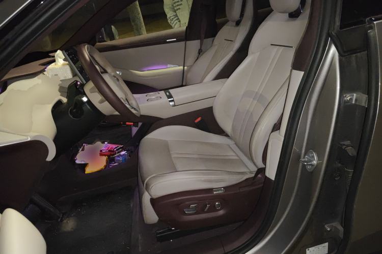 Used  YU7 2025 Ultra-Long Range Rear-Wheel Drive Version