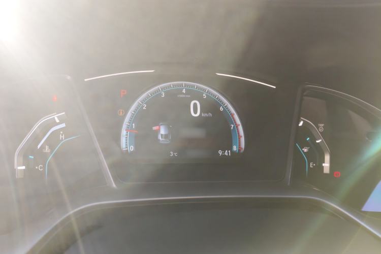 Used Honda Civic 2021 HATCHBACK 220TURBO CVT New Trendsetter
