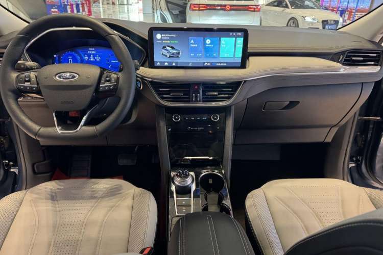 Used Ford Escape 2020 EcoBoost 245 Four-Wheel Drive Luxury Edition
