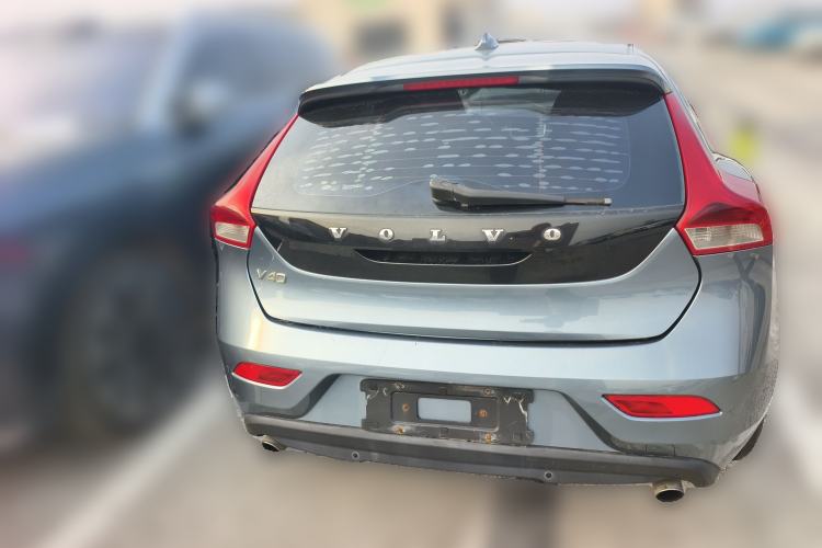 Used Volvo V40 2013 2.0T Zhiya Edition
