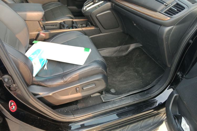 Used Honda CR-V 2017 240TURBO CVT Front-Wheel Drive Fashion Edition