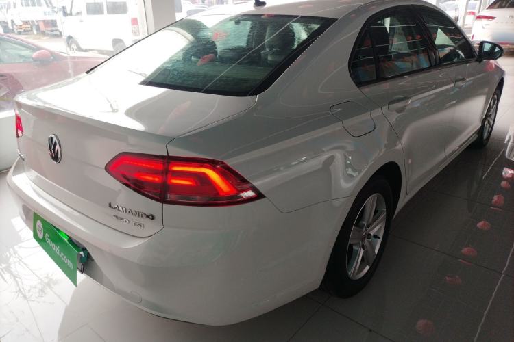 Used Volkswagen Lamando 2015 230TSI DSG Fashion Edition
