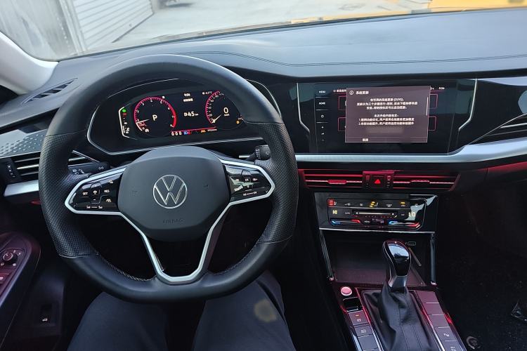 Used Volkswagen Passat 2023 Facelift 330TSI Luxury Edition