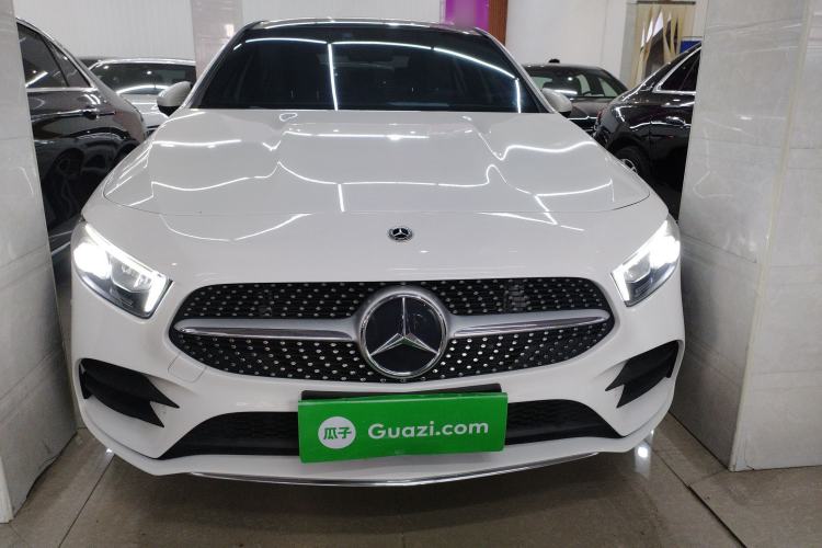 Used Mercedes-Benz A-Class 2022 Second Facelift A 200 L Sport Sedan Fashion Version
