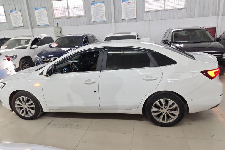 Used Buick GT 2019 18T Automatic Connected Flagship Version China V Standard
