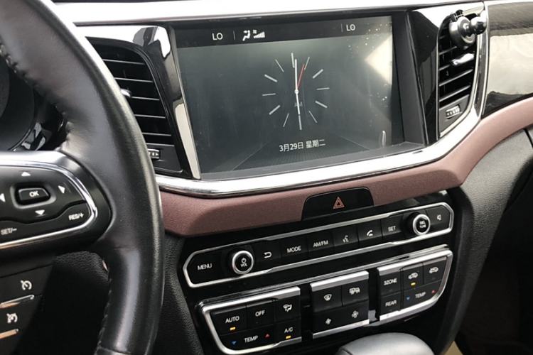 Used GAC Trumpchi GS8 2017 320T Two-Wheel Drive Luxury Edition (7 Seats)
