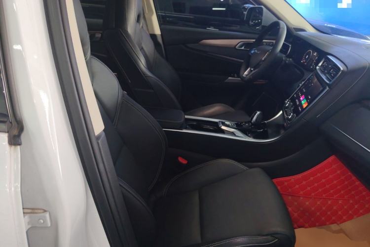 Used Lynk & Co 01 2019 2.0T Two-Wheel-Drive Pro Version China VI Standard
