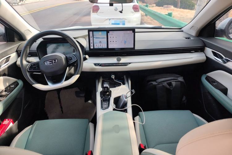 Used Geely Auto Emgrand L HiP 2022 1.5TD-DHT Pro 100KM Super Swift
