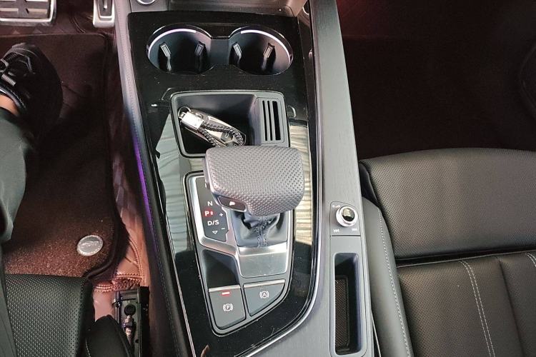 Used Audi A4L 2024 40 TFSI Luxury Dynamic Edition
