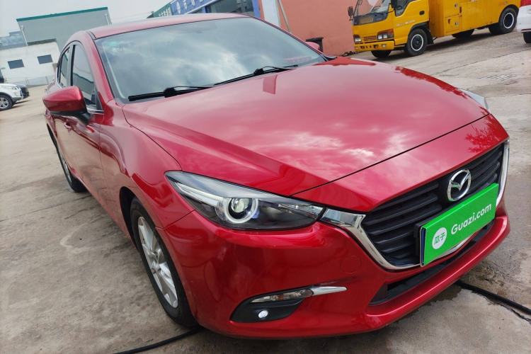 Used Mazda Mazda 3 Axela 2019 Cloud-Controlled Sedan 1.5L Automatic Luxury Model China VI Standard
