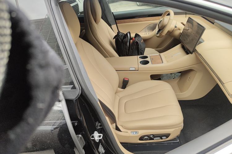 Used Hima Luxeed R7 2024 All-Electric 736 km Ultra