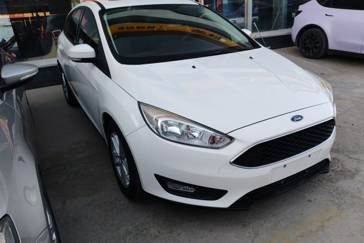 Used Ford Focus 2018 Hatchback Classic 1.6L Automatic Trendy SmartDrive Edition